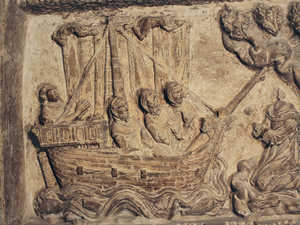 This magnificent relief comes from the tympanum of the fourteenth
century portico of the cathedral of Santa María in Vitoria-
Gasteiz; it shows a cog of a different kind to that seen in Bayonne
cathedral. The straight stem and the large freeboard of the ship is
reminiscent of the wrecked cog found in Bremen, dating from
1380. Given the similarity, this relief may depict a ship of Hanseatic origin. The men who worked the stone in the cathedrals were travelling
artists and often came from distant lands, bringing with them
their own patterns and designs.