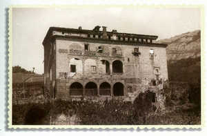 Torre-Palacio de Floreaga, manda edificar por D. Pedro
de Zuloaga en 1517. Vista de inicios del siglo XX (Azcoitia).