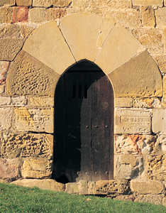 Puerta de ingreso del palacio de Zerain.