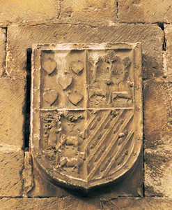 Quartered coats of arms of Nicholas of 
Gebara (Gebara, Larrastegi, lartza and Aurgazte). Gebara Palace, Segura, ar. 1495