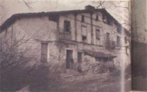 119. Los caserios con fachada de entramado, como Lizarralde, Bergara, fueron los mas populares en Guipuzcoa durante los siglos XVII y XVIII.