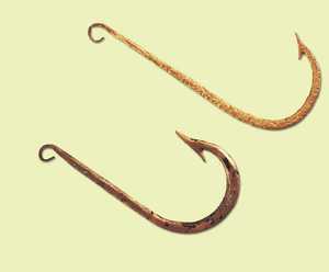 146. Roman hooks consisted of four parts: the head, which was joined to the fishing line, the main shaft, the U-shaped hook and the tip or tongue, used to ensnare the fish.© Xabi Otero