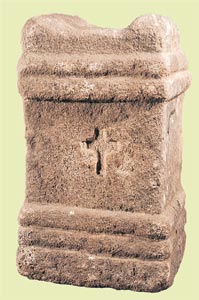 51. Stone altar of Oltza.© Xabi Otero