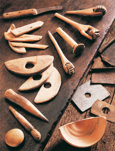 60. A potter's tools.© Jose Lpez