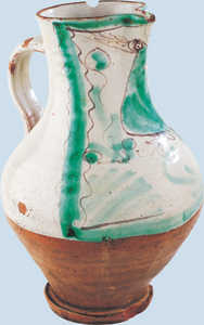 75. Jug with decoration of a bird and footring.© Jose Lpez